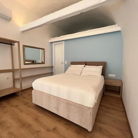 Douskos Port House Hotel Ídra Kültér fotó