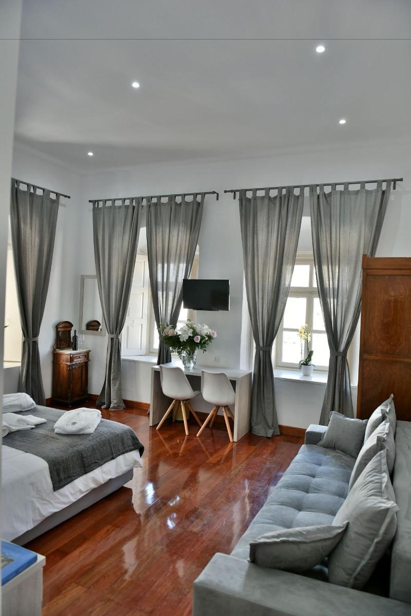 Douskos Port House Hotel Ídra Kültér fotó
