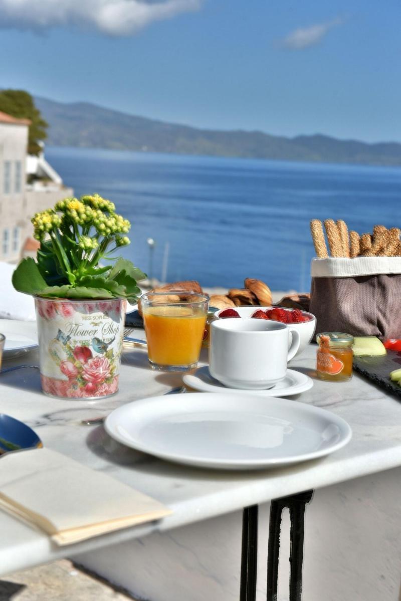 Douskos Port House Hotel Ídra Kültér fotó