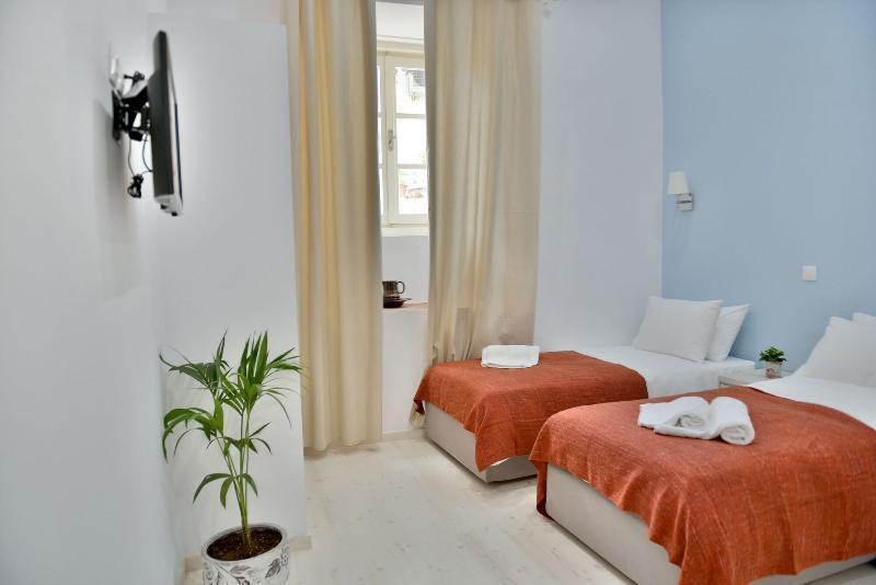 Douskos Port House Hotel Ídra Kültér fotó