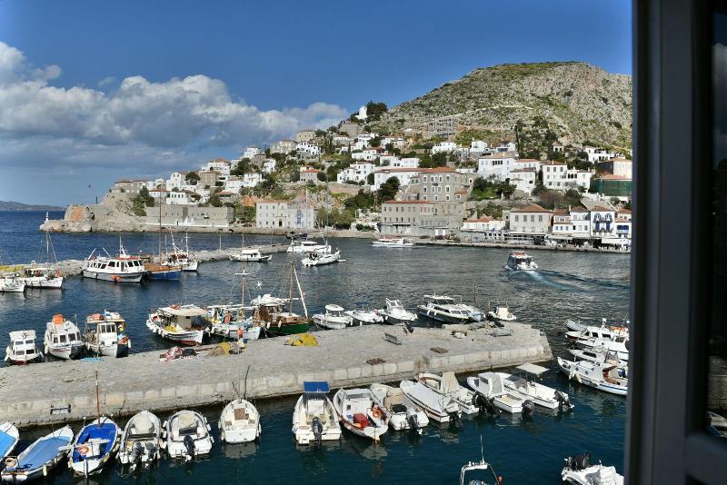 Douskos Port House Hotel Ídra Kültér fotó