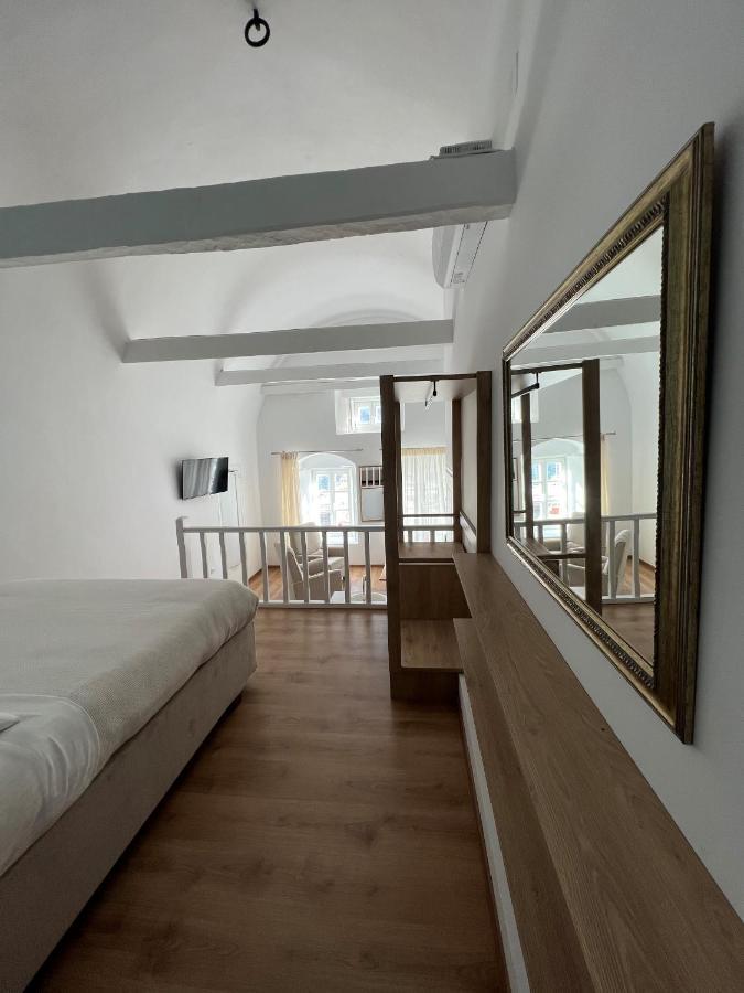 Douskos Port House Hotel Ídra Kültér fotó