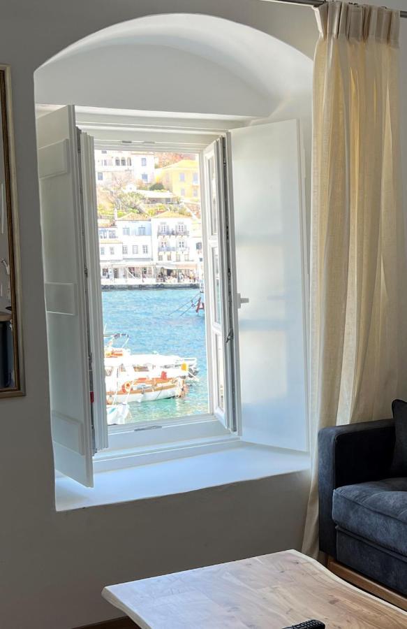 Douskos Port House Hotel Ídra Kültér fotó