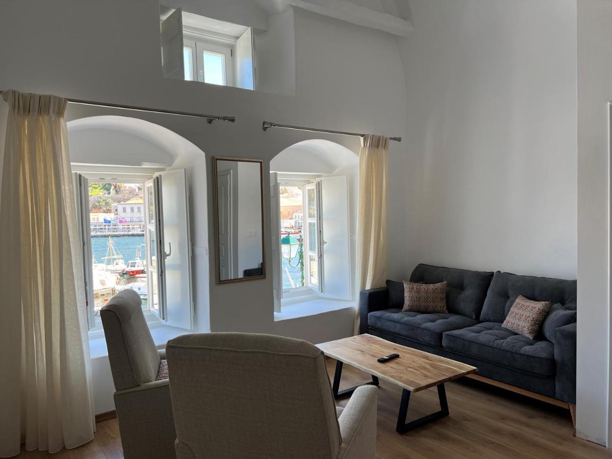 Douskos Port House Hotel Ídra Kültér fotó