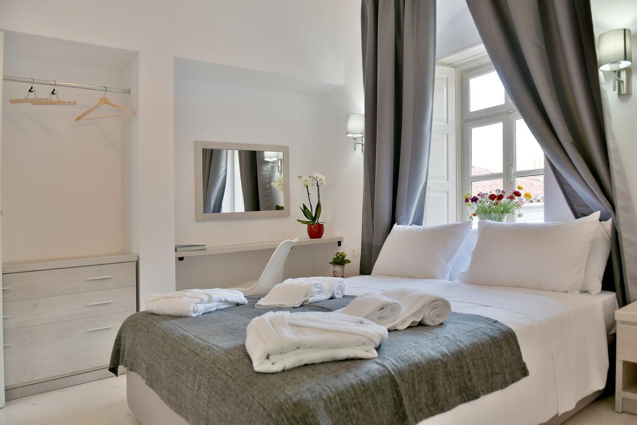 Douskos Port House Hotel Ídra Kültér fotó